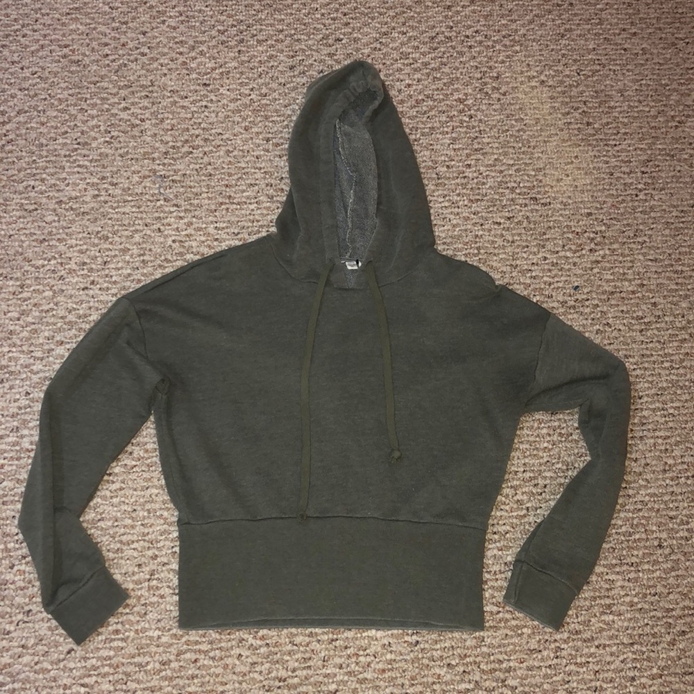 Cropped Sweatshirt.